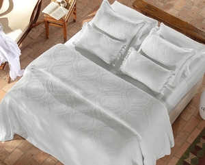 Colcha Portuguesa Damask King com 2 Porta Travesseiros - Naturalle Fashion