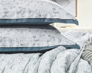 Colcha Matelassê Ellie Queen com 2 Porta Travesseiros - Percal 300 Fios Acetinado - Karsten