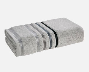 Toalha Banhão Karsten Lumina - Fio Penteado - Gramatura: 500g/m²